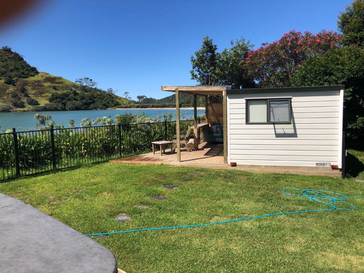 Mount And Surf View Cabin Pataua エクステリア 写真